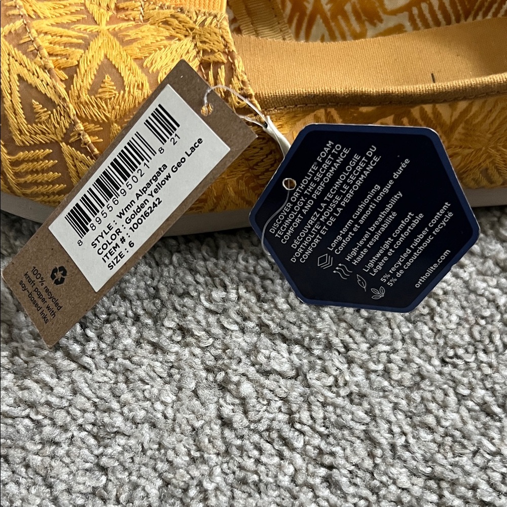 TOMS Yellow Geometric Embroidered Slip-Ons - Picture 4 of 10